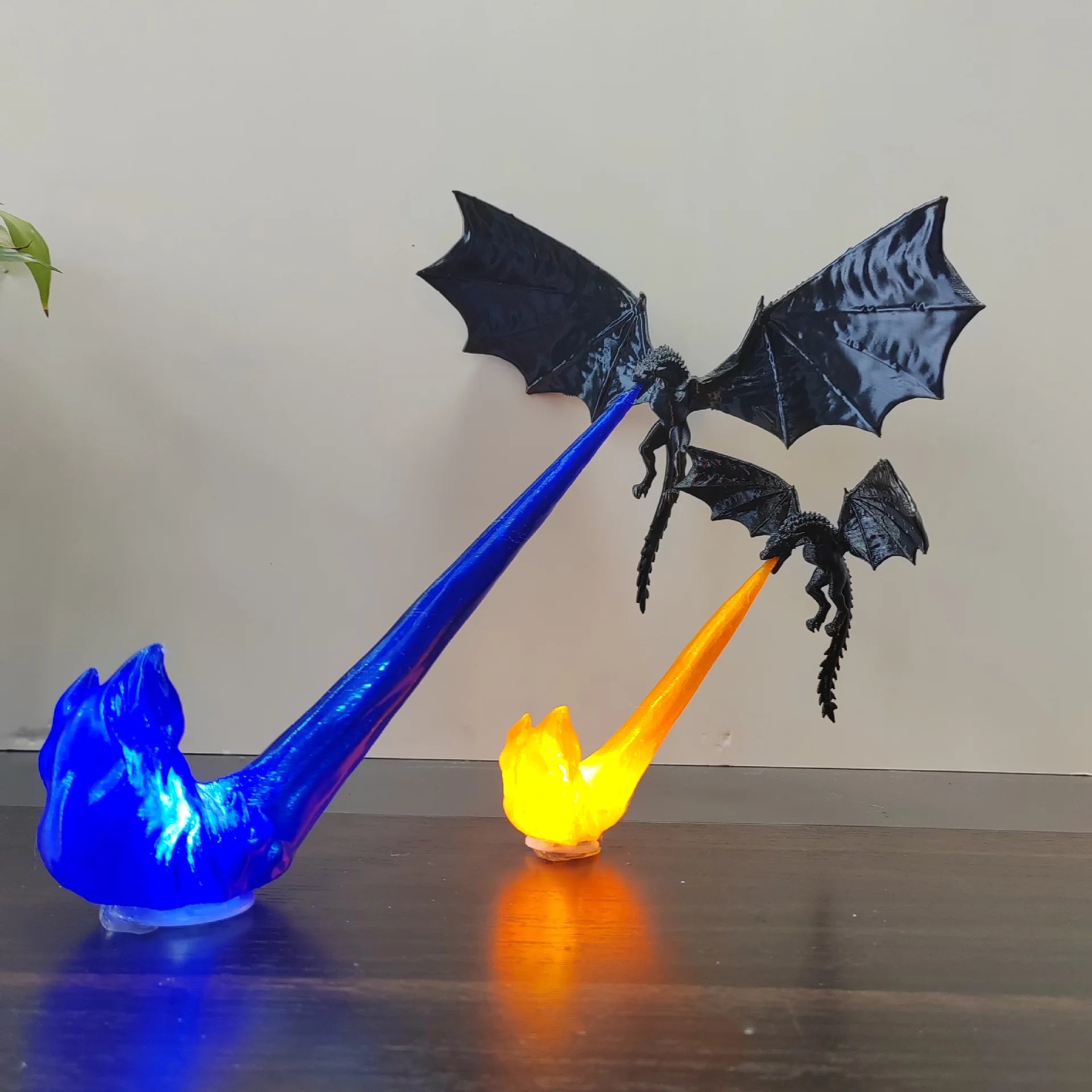 Drakoria™ – Dragon Flame Lamp