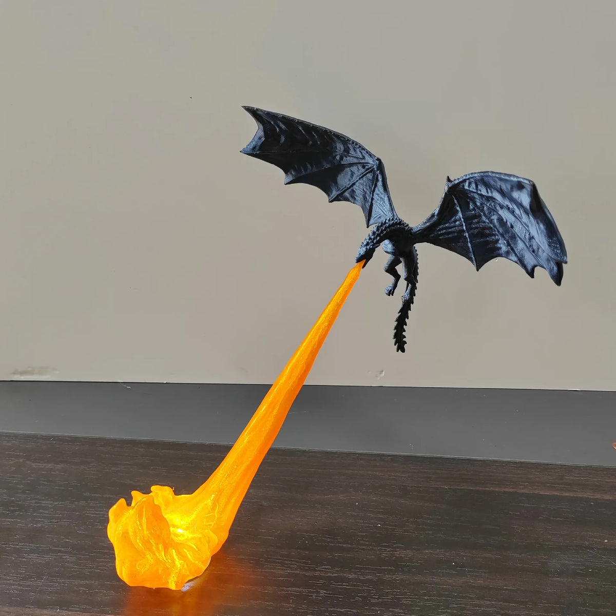 Drakoria™ – Dragon Flame Lamp